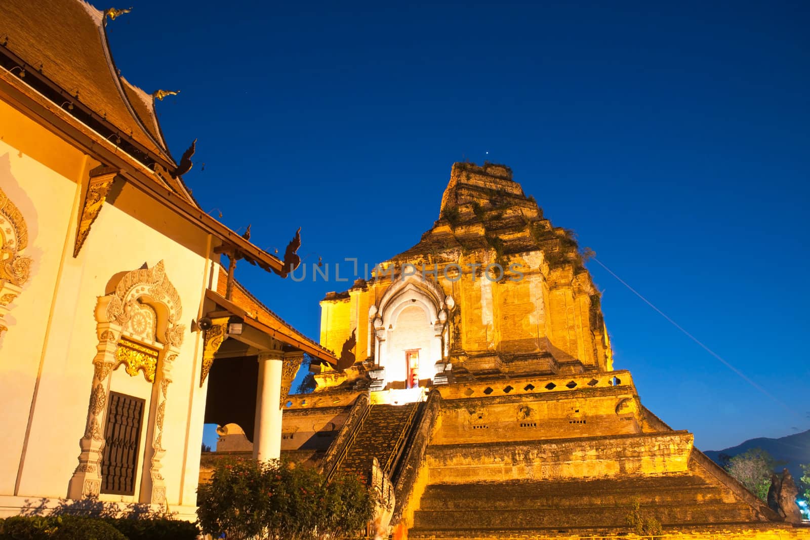 Wonderful Pagoda Wat Chedi Luang Temple, Chiang Mai, Thailand