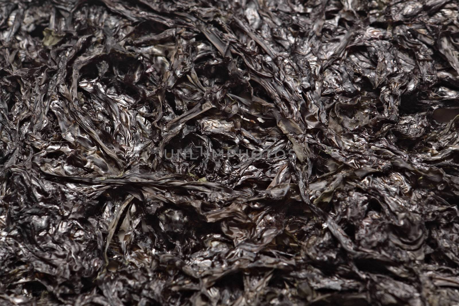 One type of dried seaweed commonly used for salads and soups. 