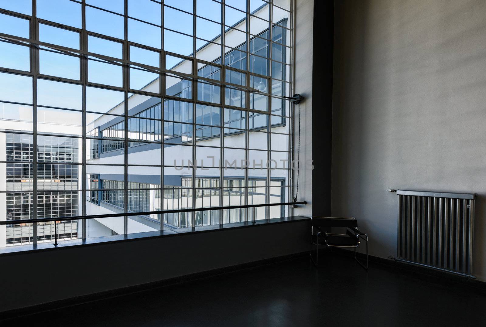 Bauhaus Dessau, view of the interior with the large window and its opening mechanism.