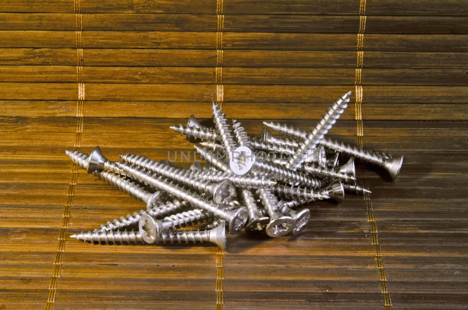 Stainless steel screws by njaj