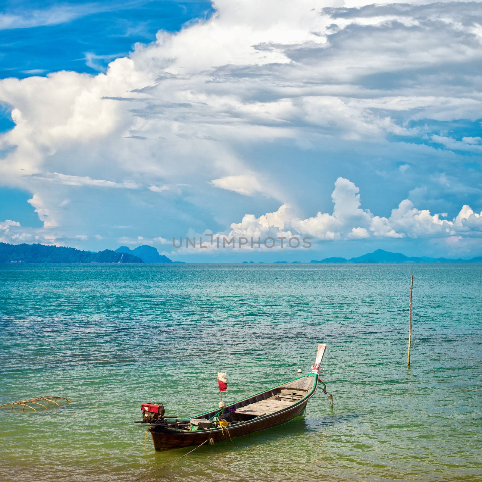Thai Long Boat by petr_malyshev