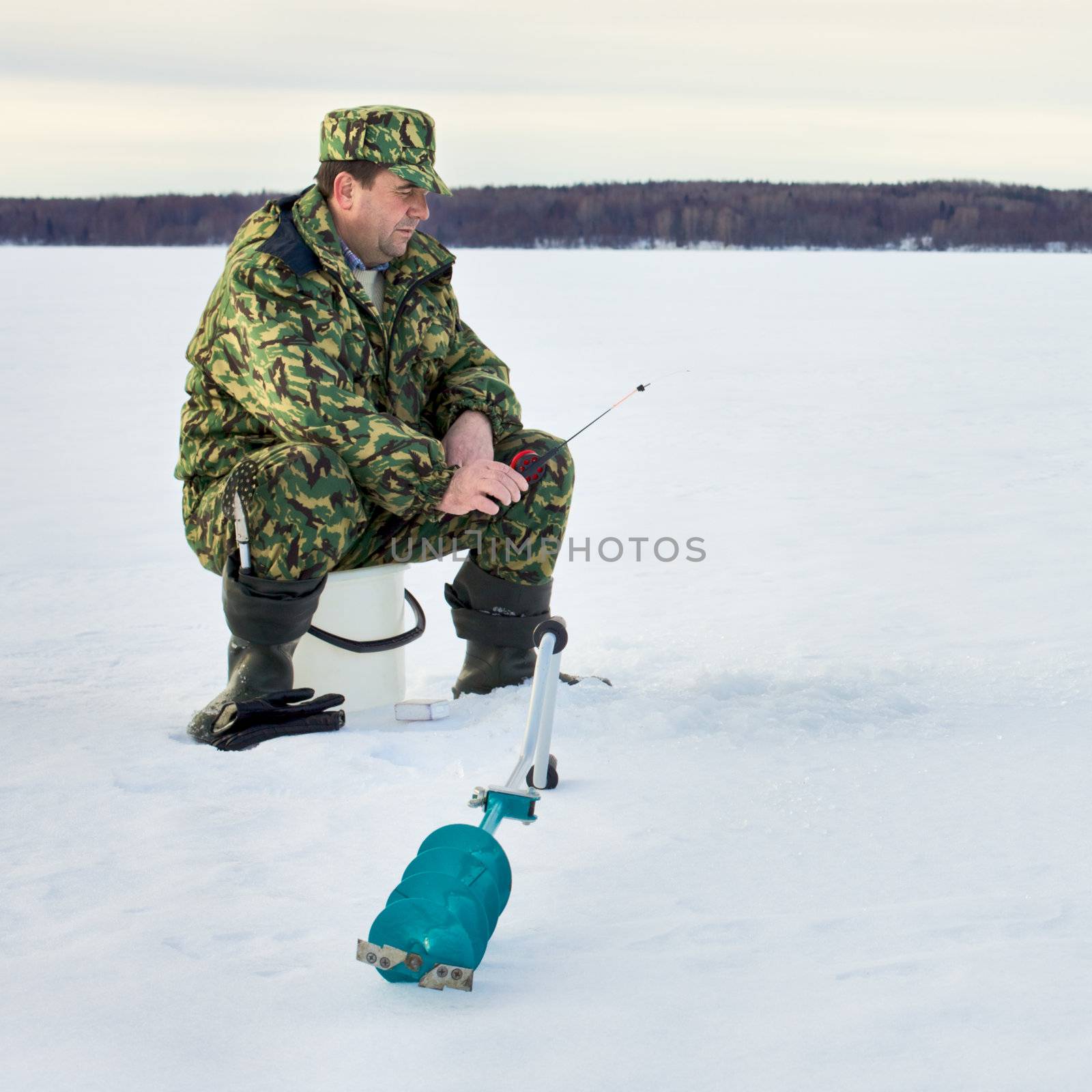 Ice Fishing by petr_malyshev