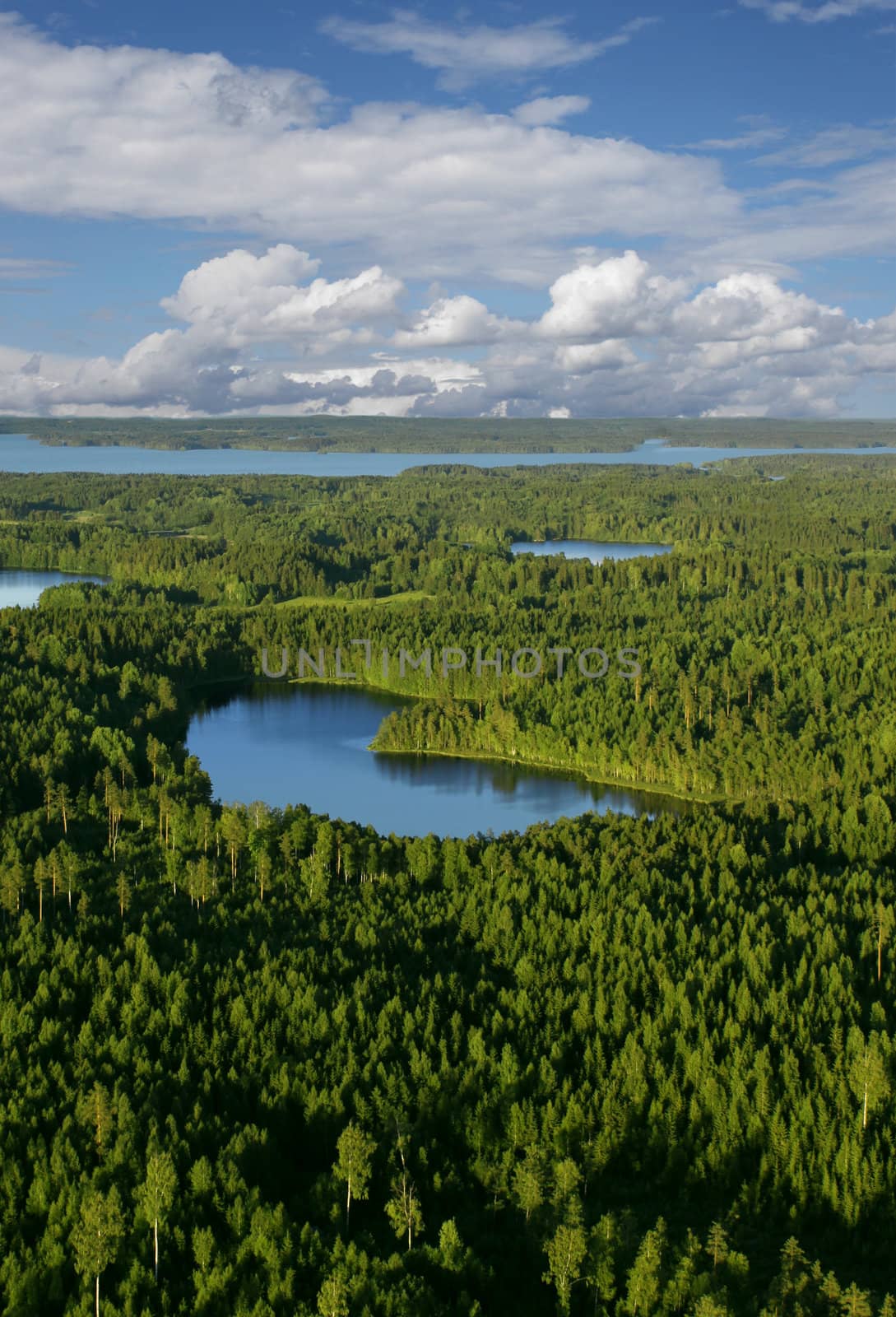 Hideaway lake by anterovium