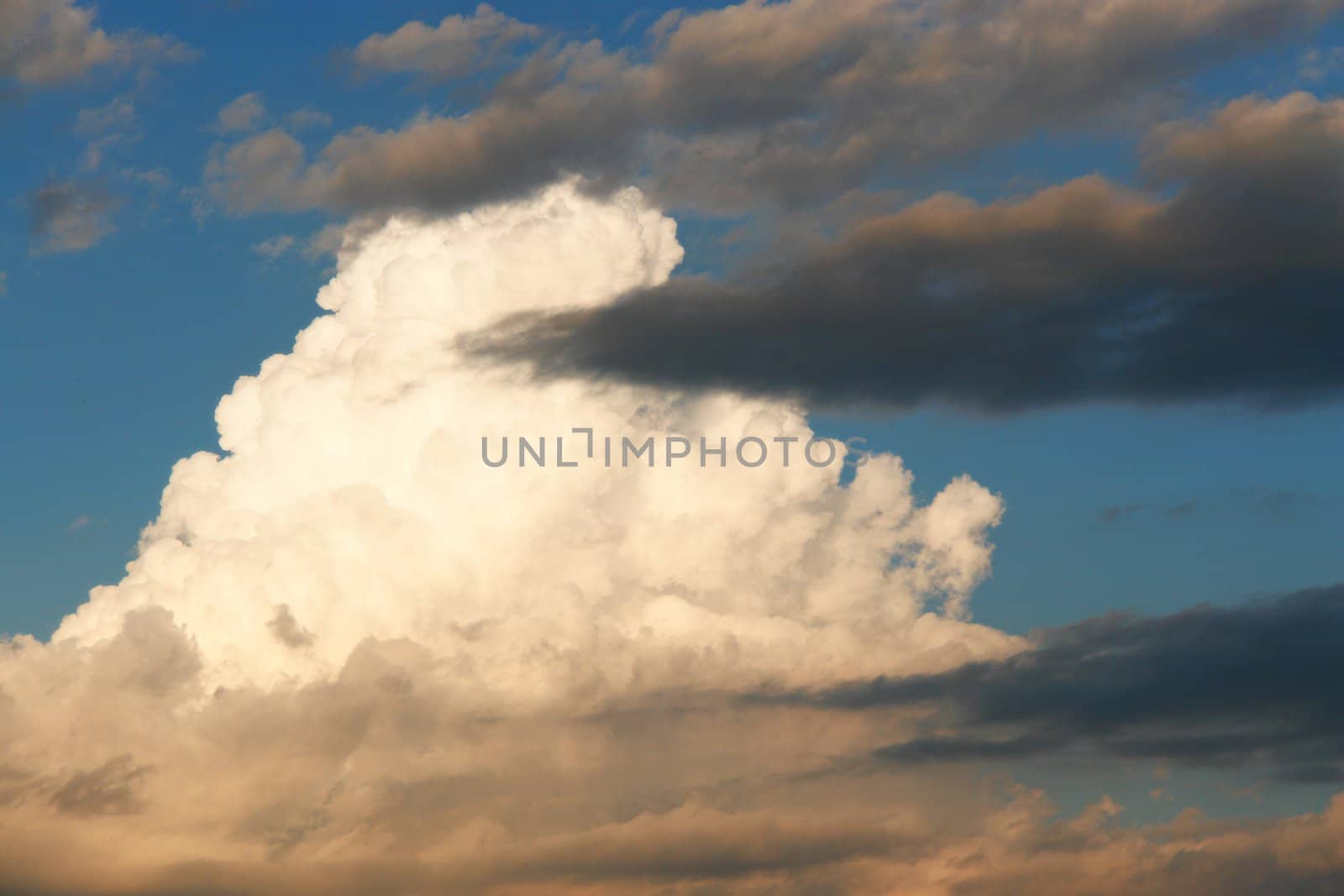 Clouds In The Sky by yucas