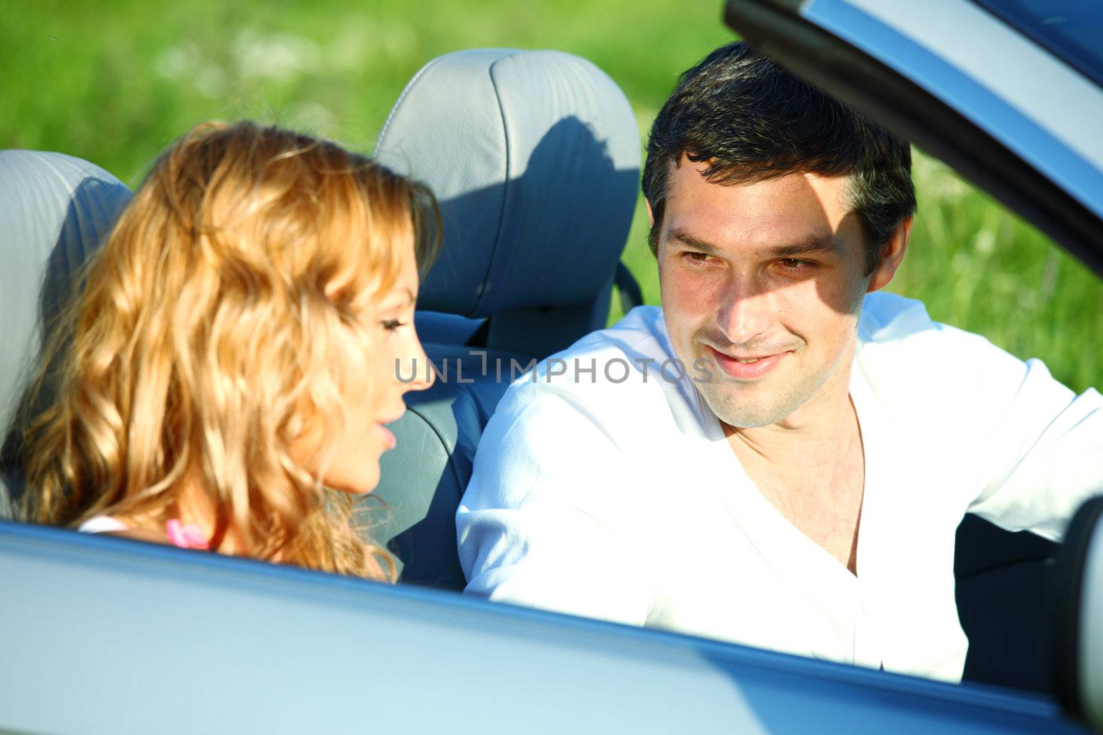 love in cabrio woman and man