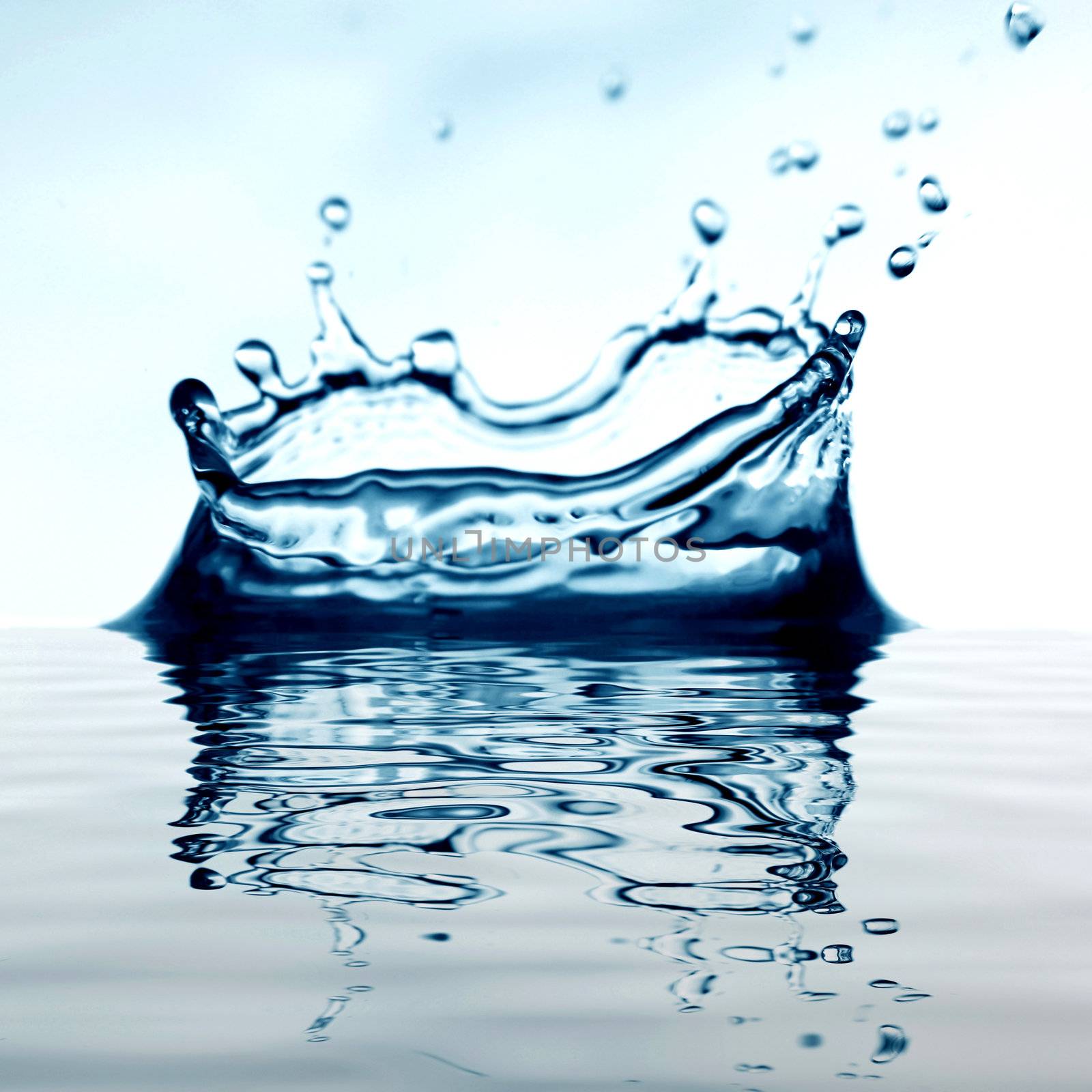 water splash reflect 3d moment