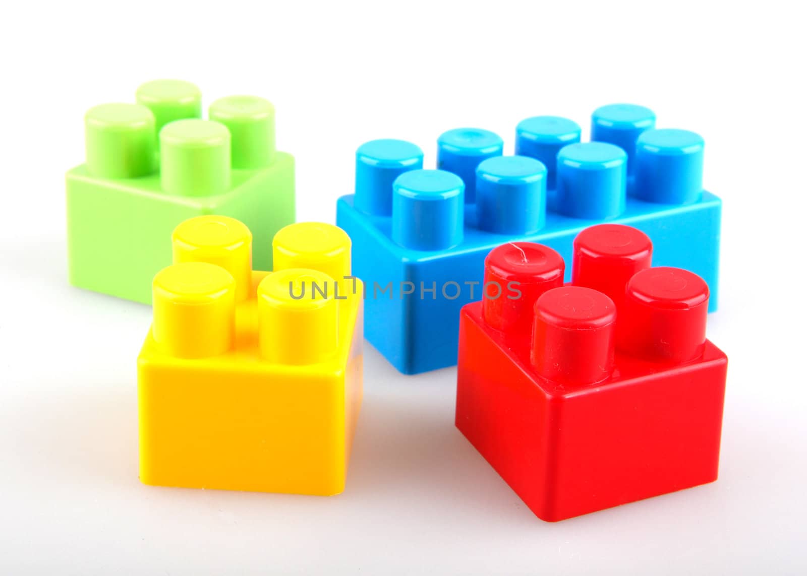 Plastic building blocks