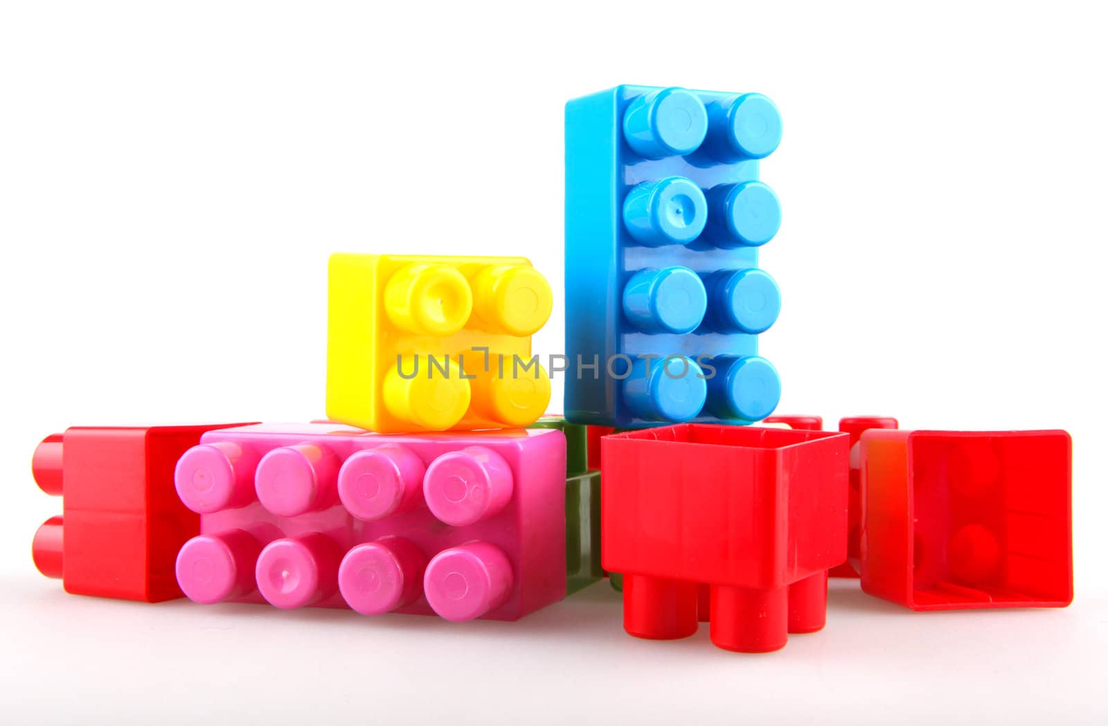Plastic building blocks