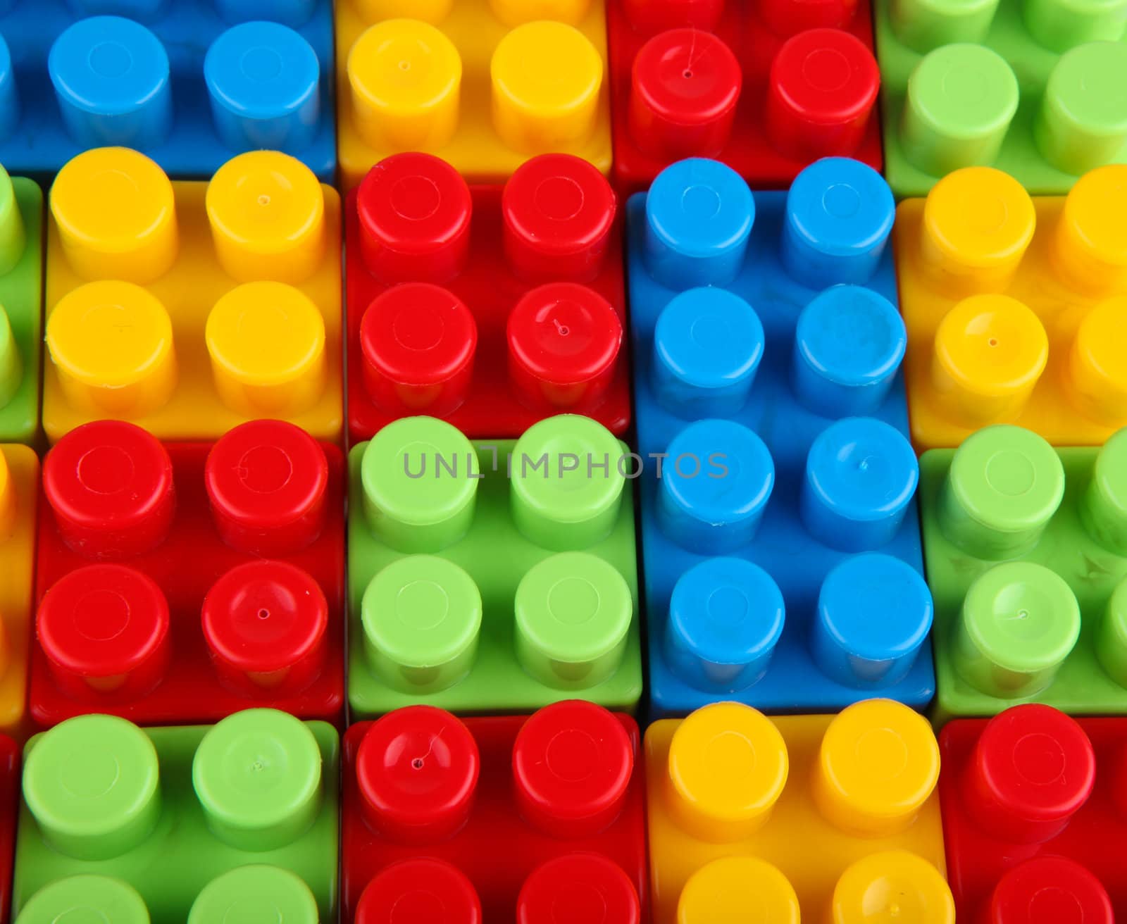 Plastic building blocks