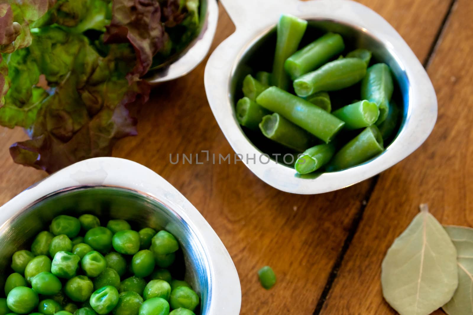 Green foods in measuring cups