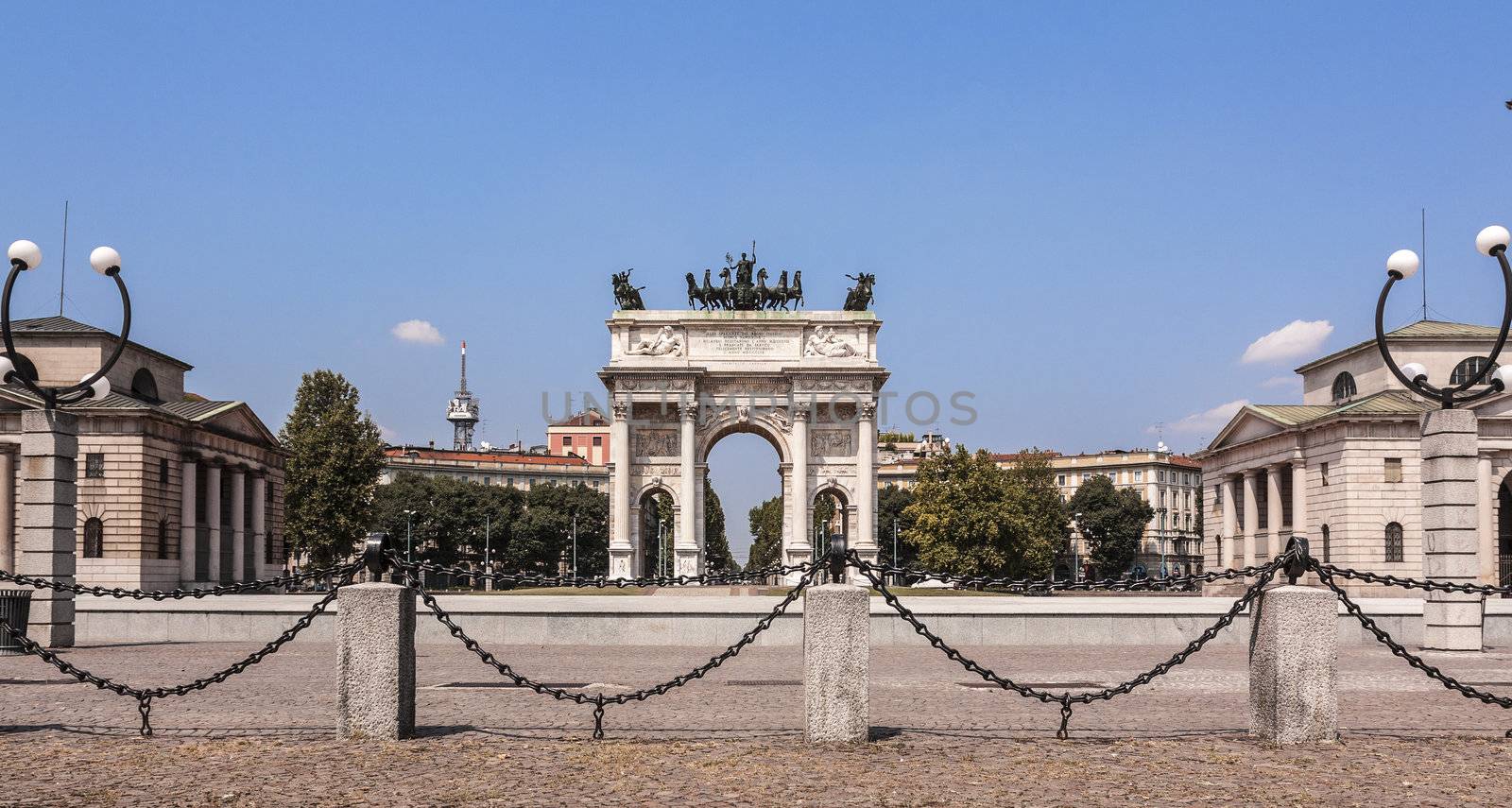 Arco della Pace, Milan  by Roka