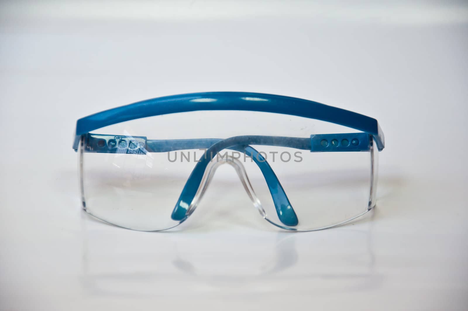 protection eyeglass by buffaloboy