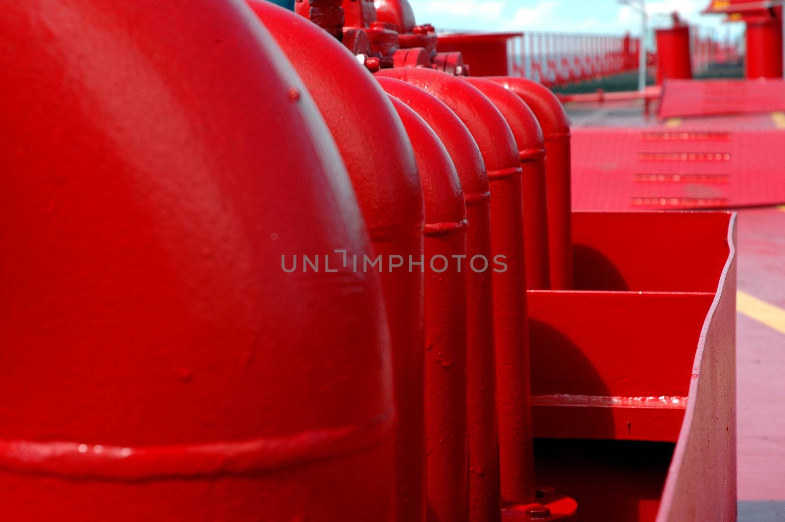 red iron pipe by antonihalim