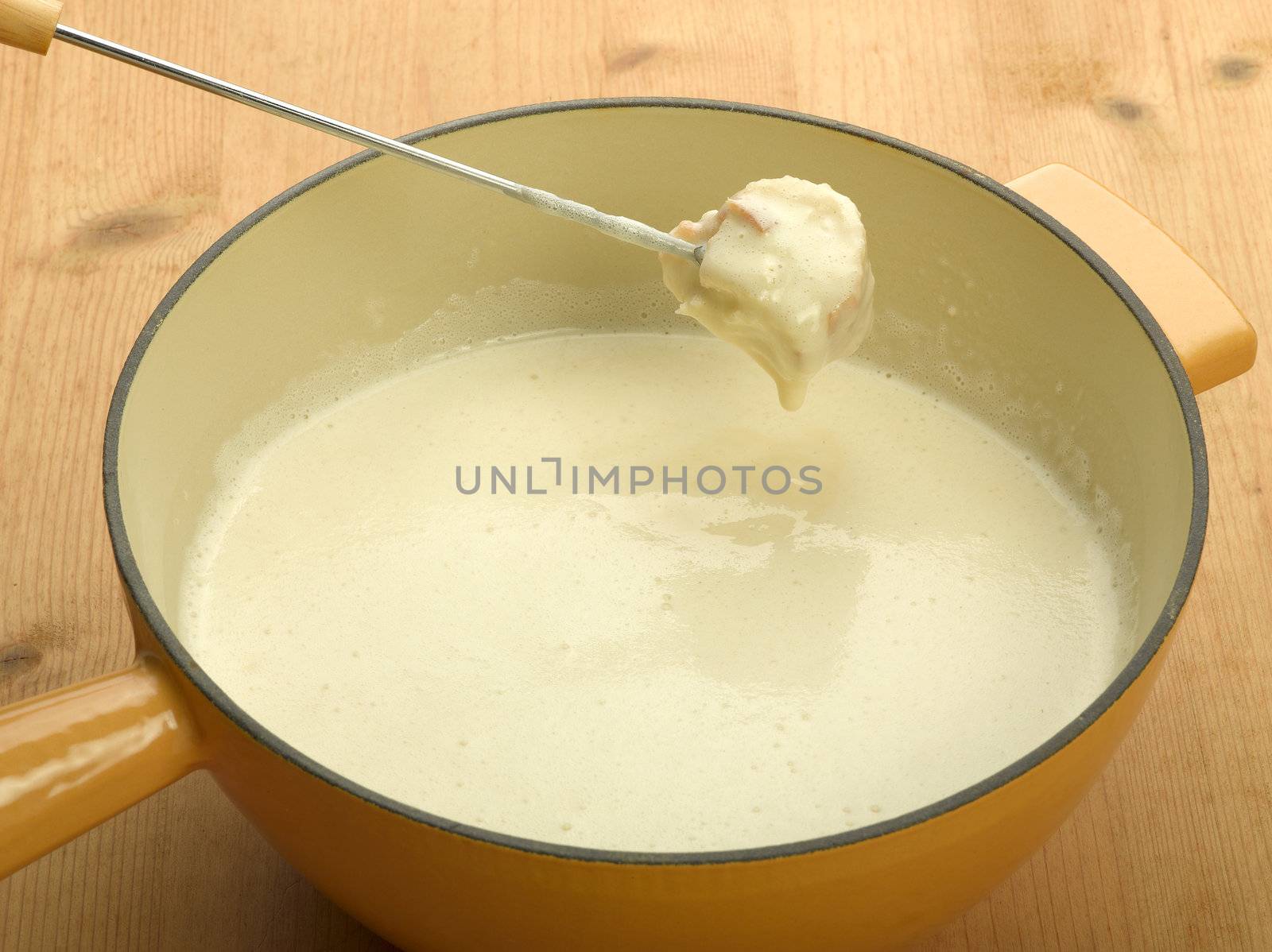 cheese fondue  by pbombaert