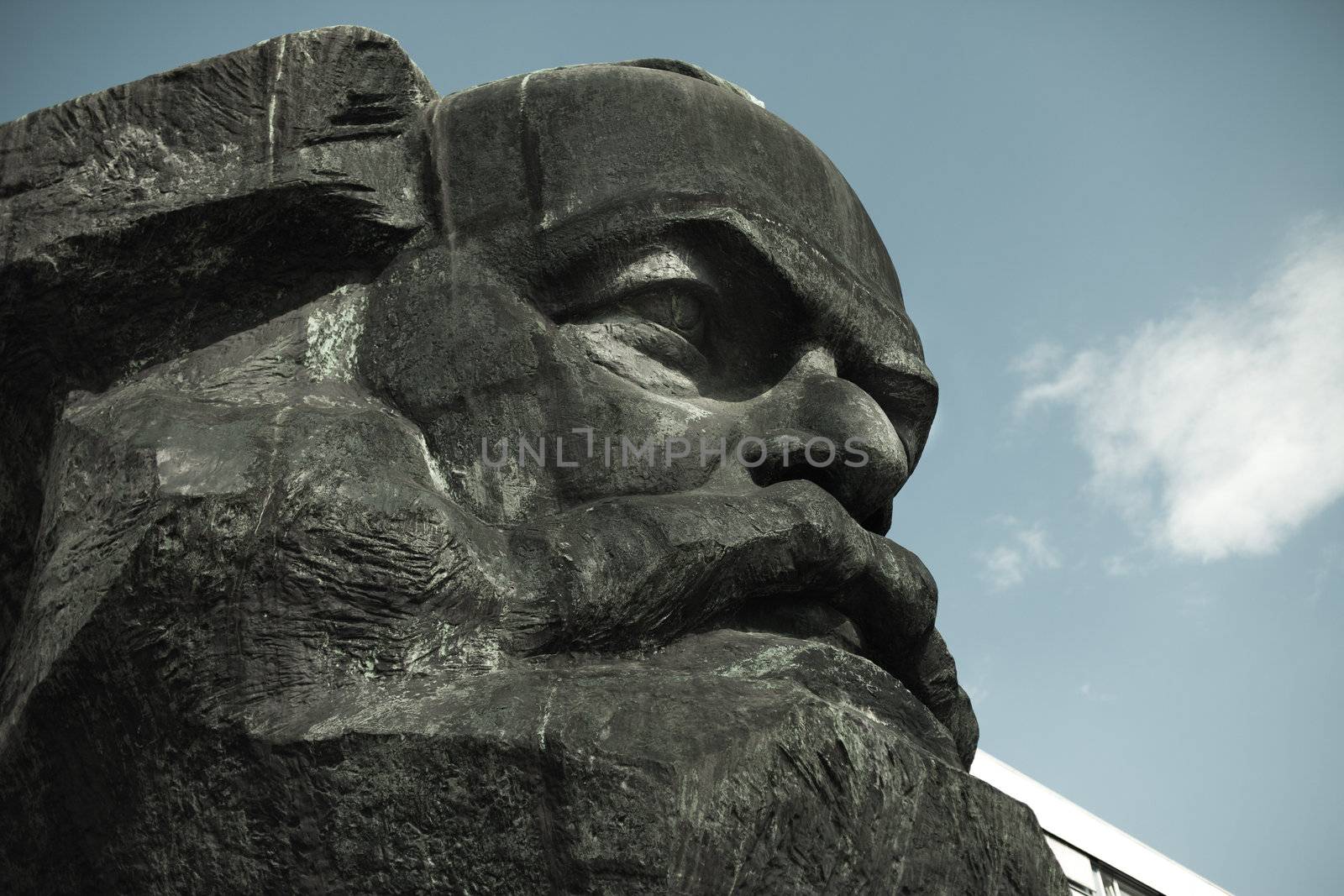 Karl Marx Monument by edan