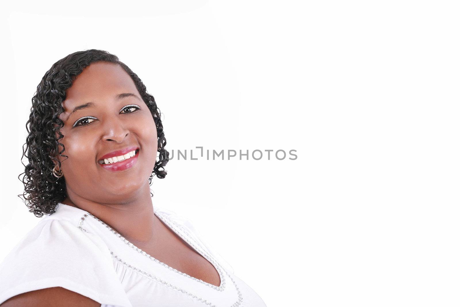 close up of plus size black model smiling, copyspace on white by dacasdo