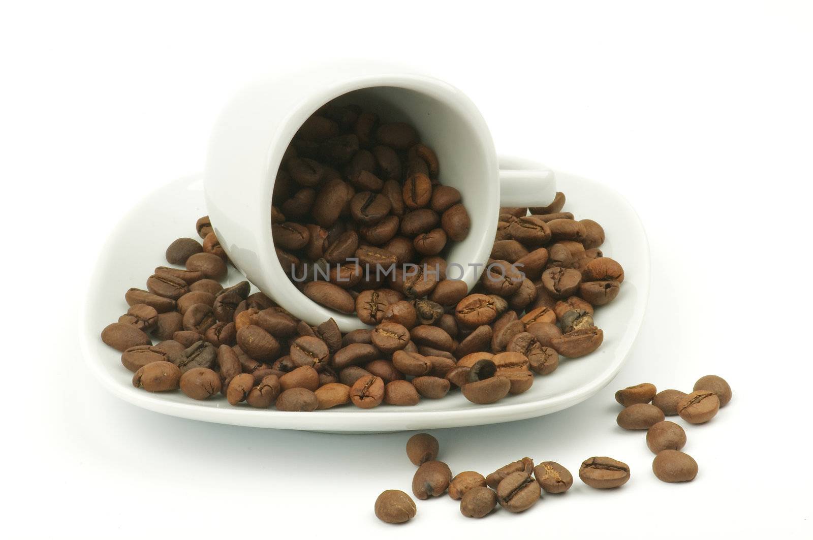 Coffee mug with coffee beans by zhekos