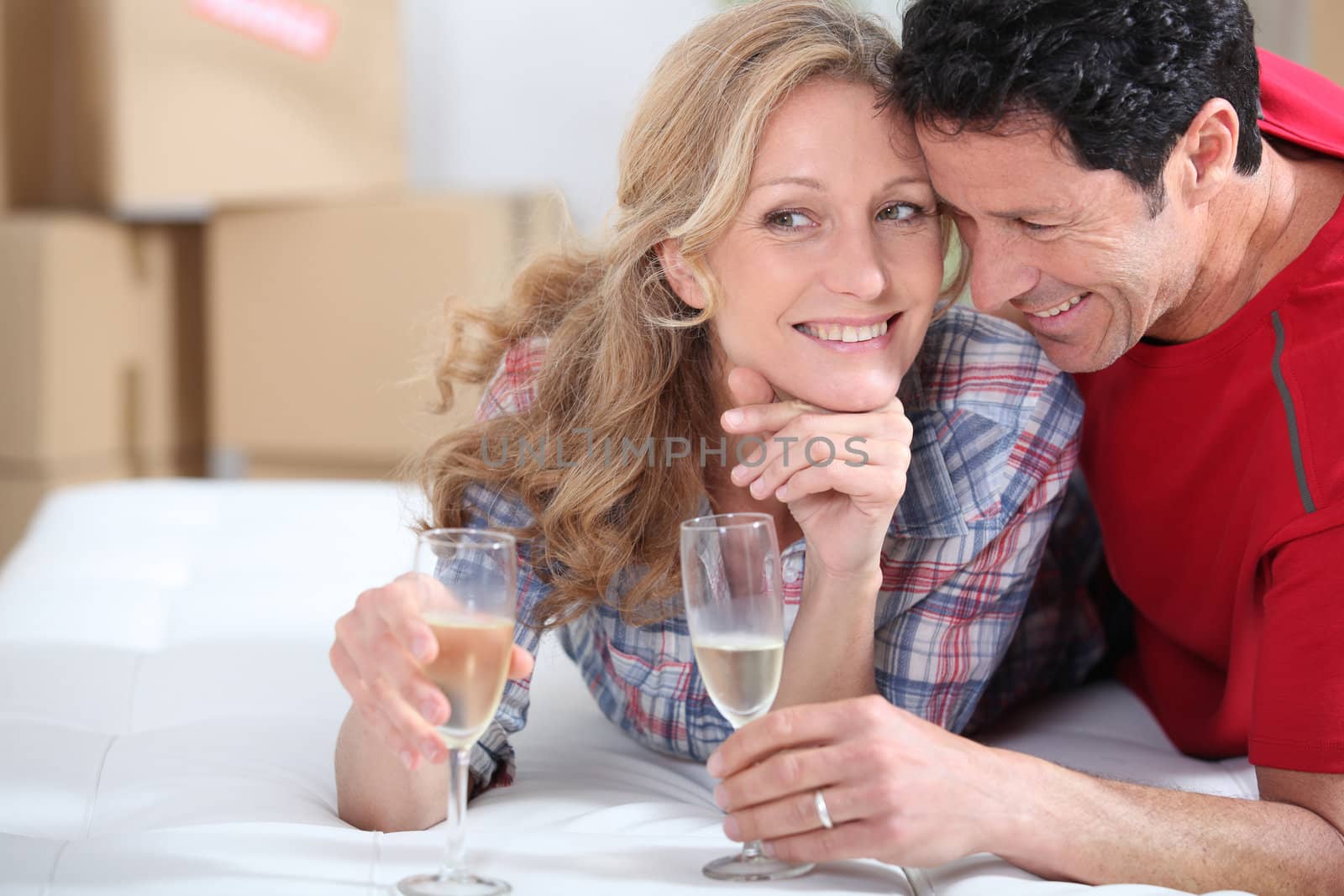 Couple drinking champagne