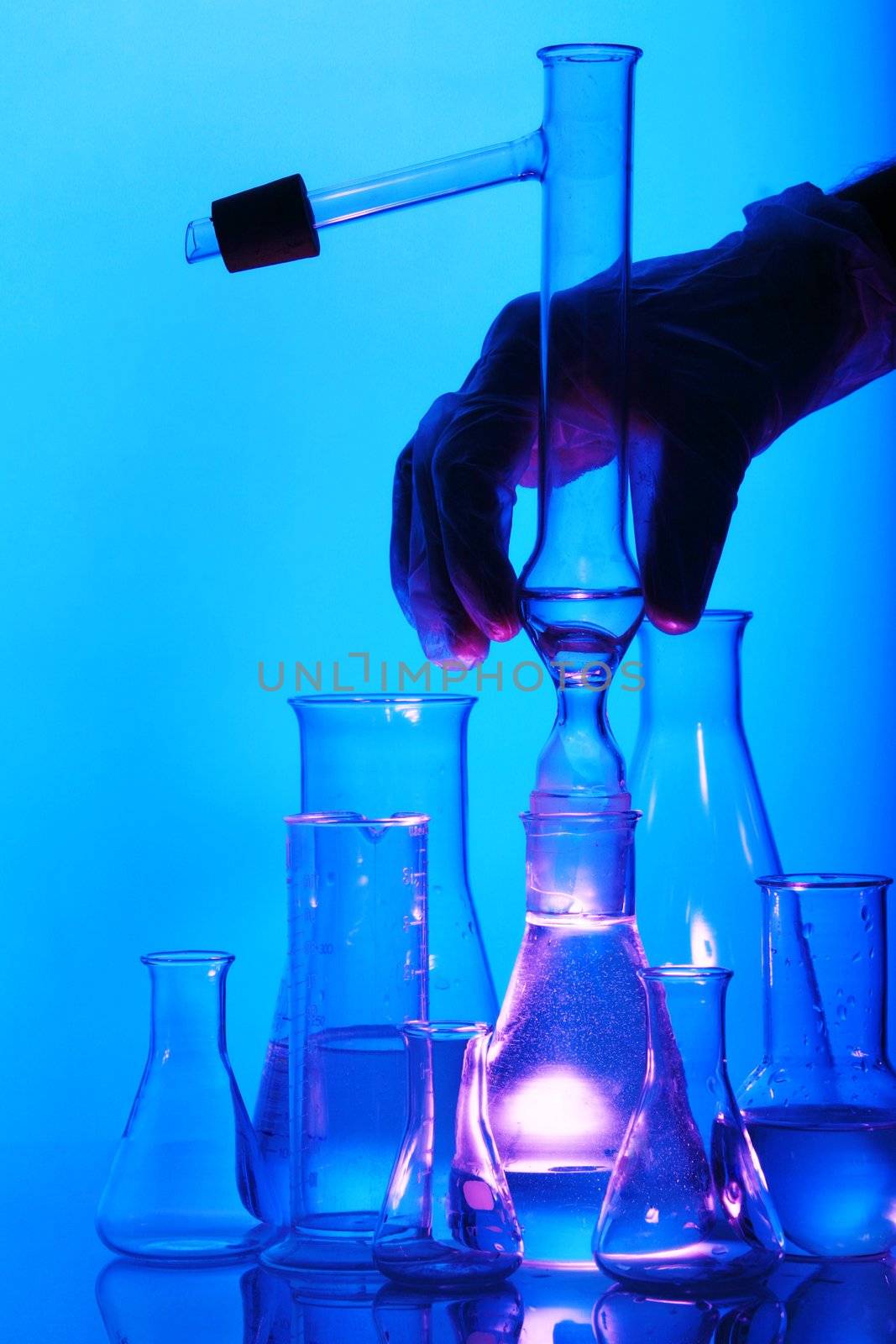 Labor scene with testtubes and beaker