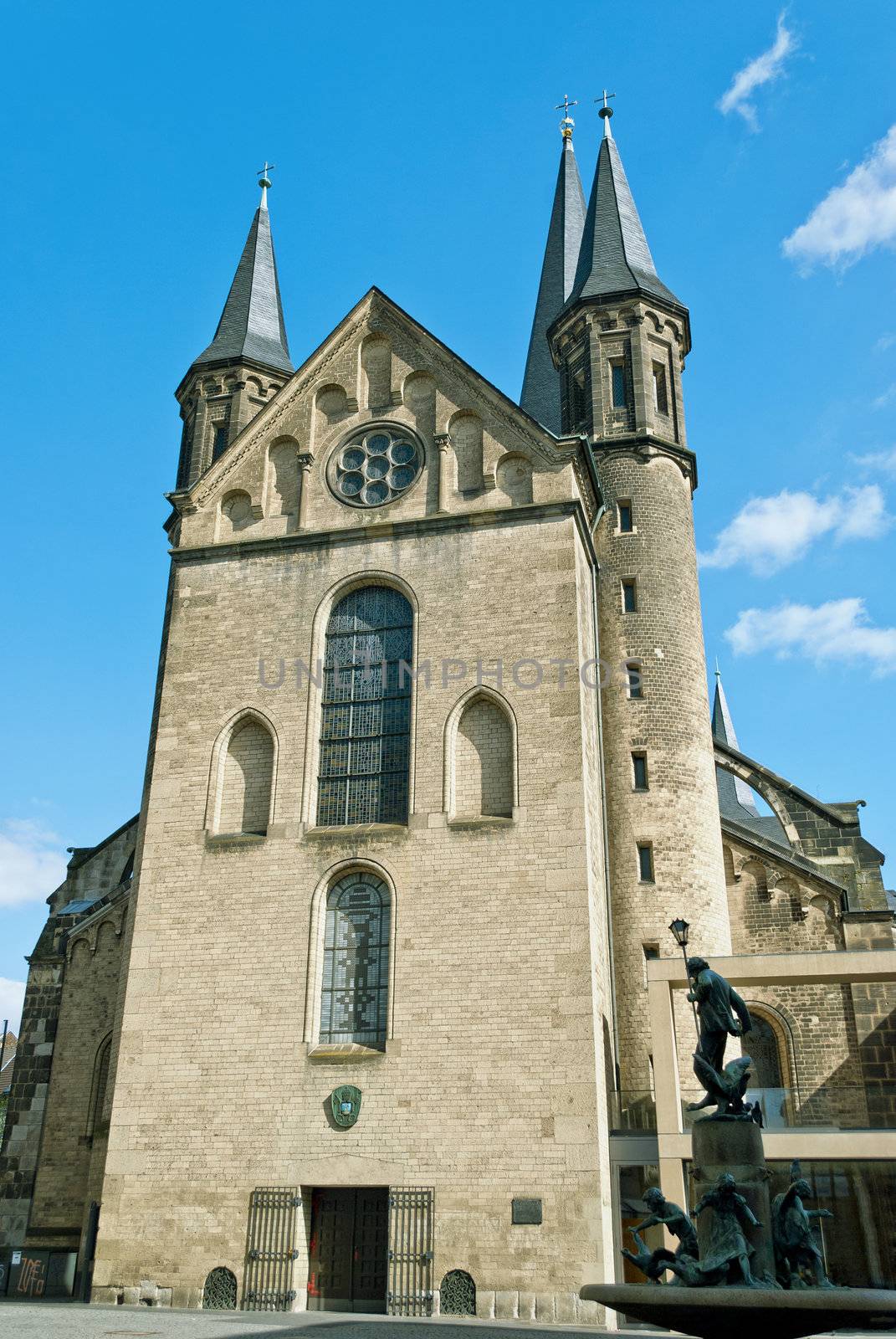Minster, one of the oldest churches in Germany, emblem of the City of Bonn