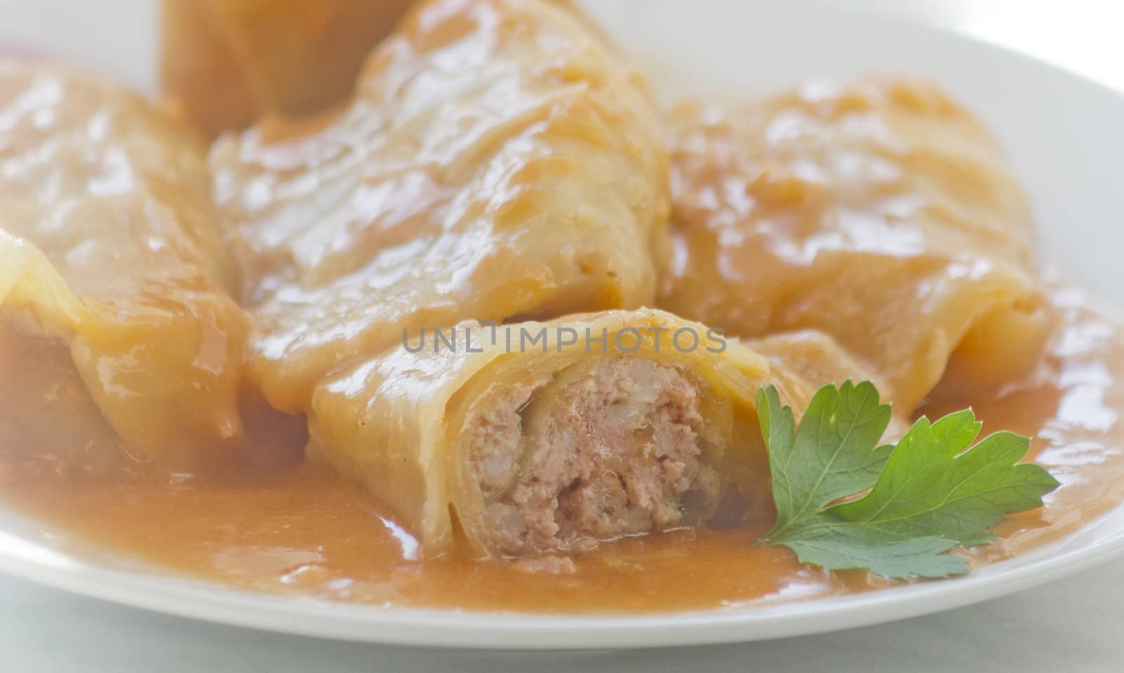 cabbage rolls, Polish dish made ​​of minced cabbage and rice, respectively, seasoned and stewed in tomato sauce