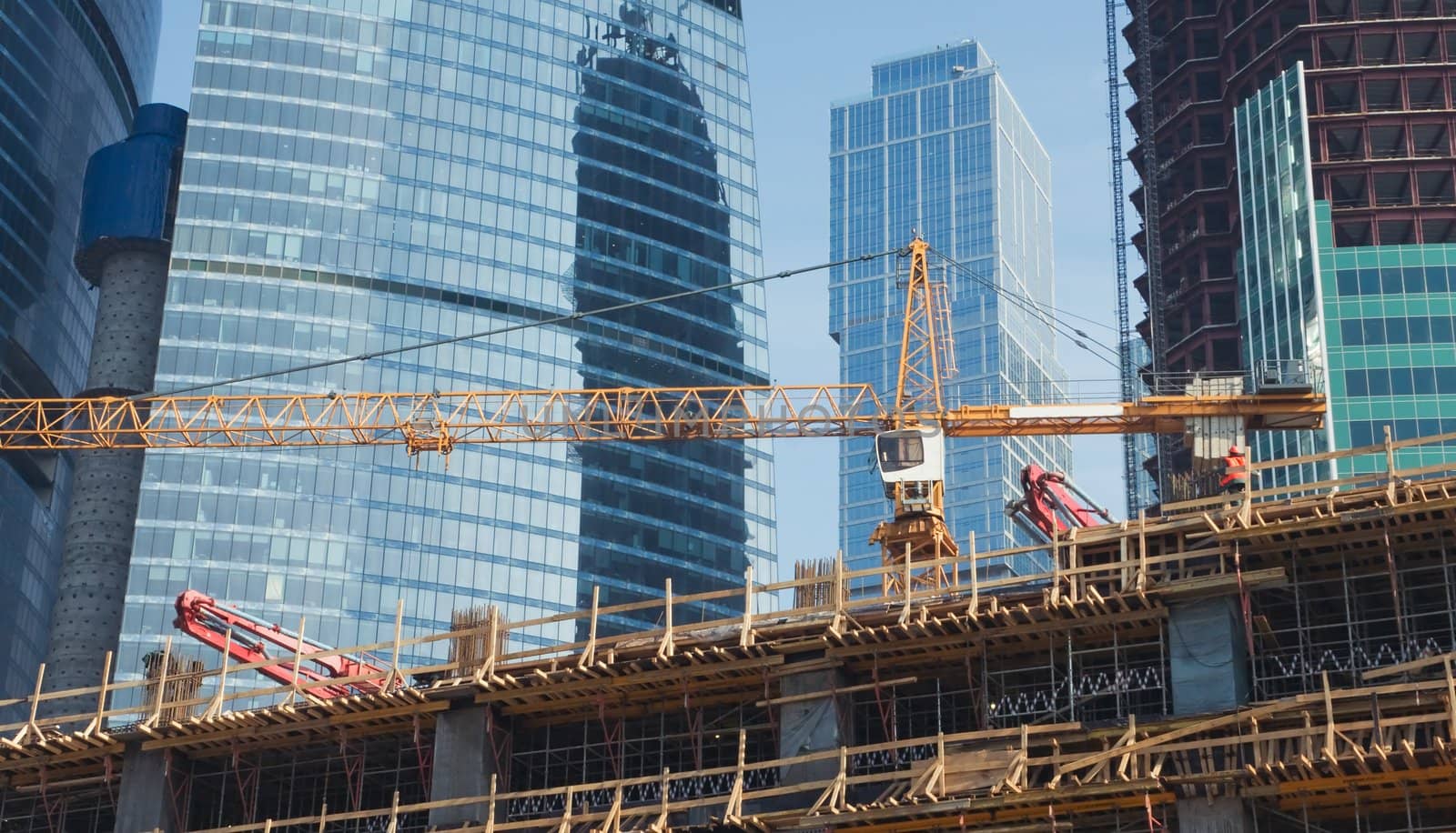 Construction of office buildings in the business center in Moscow