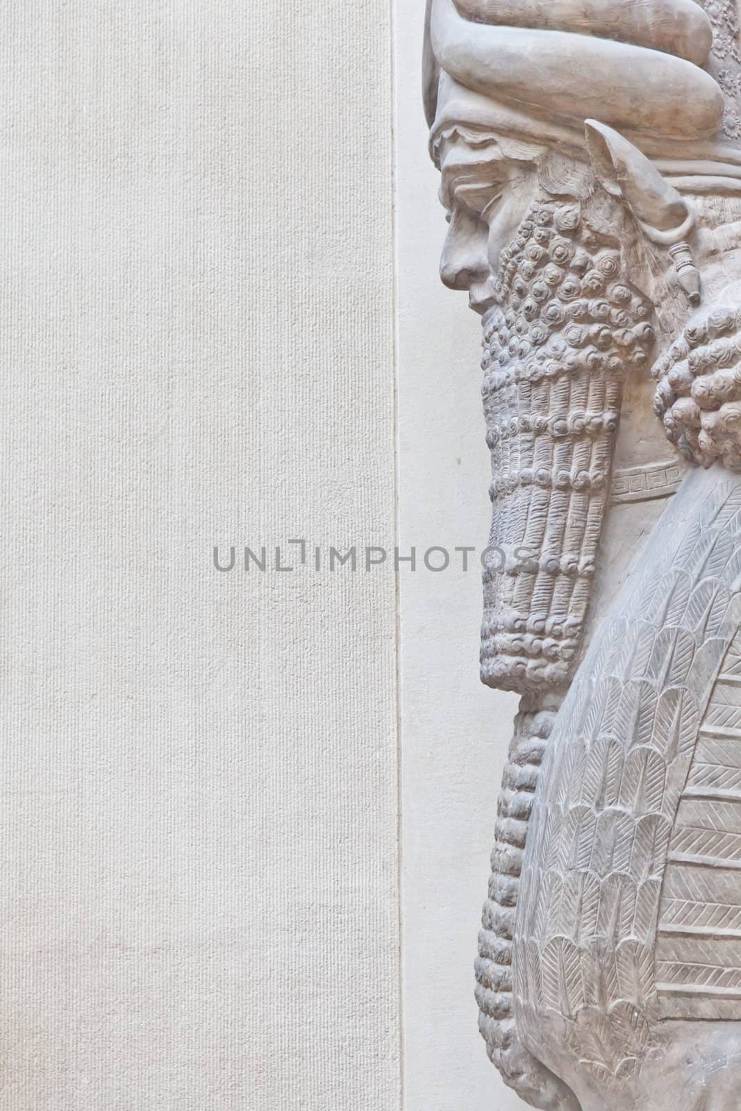 Dating back to 3500 B.C., Mesopotamian art war intended to serve as a way to glorify powerful rulers and their connection to divinity