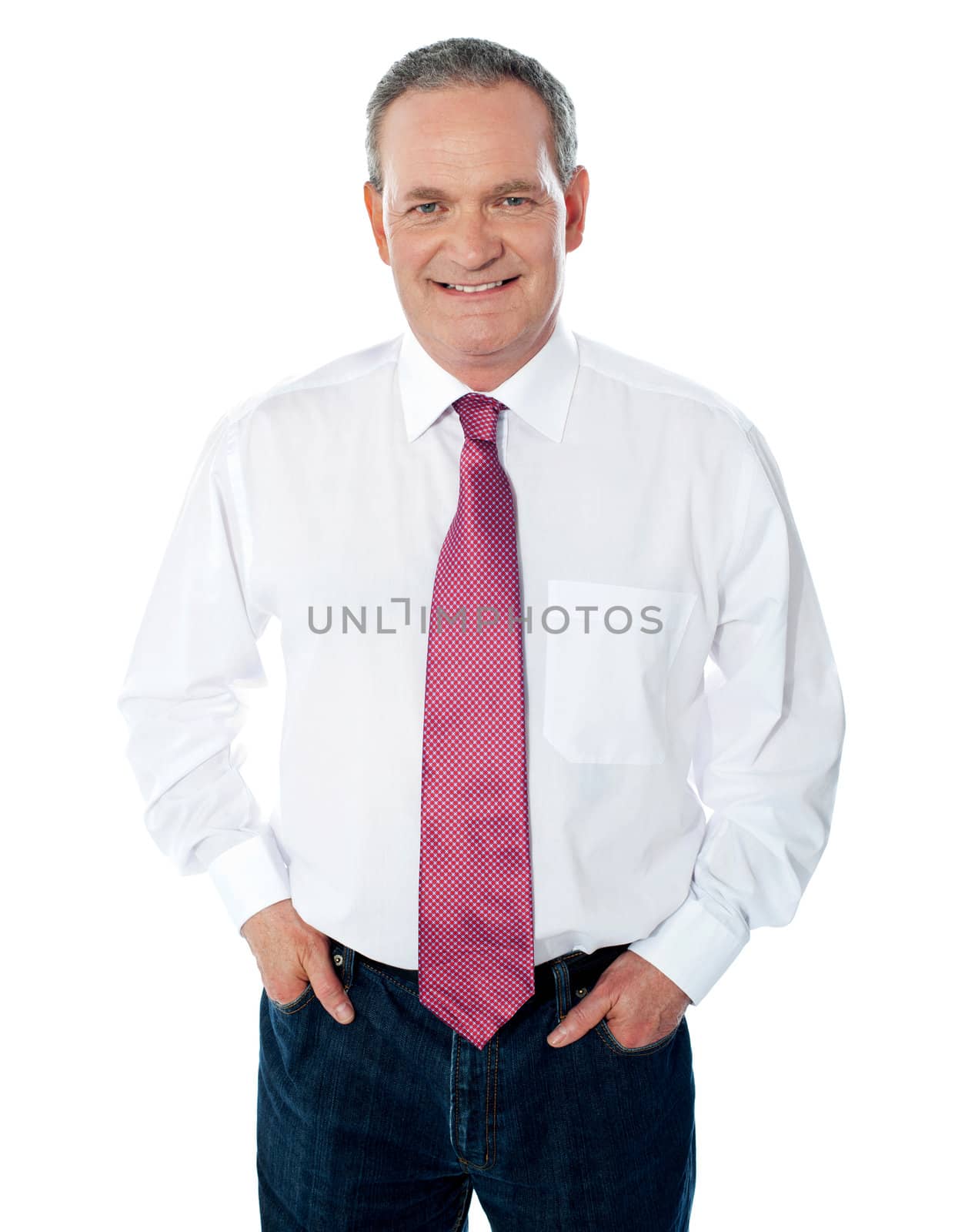 Casual senior businessman posing with hands in pocket