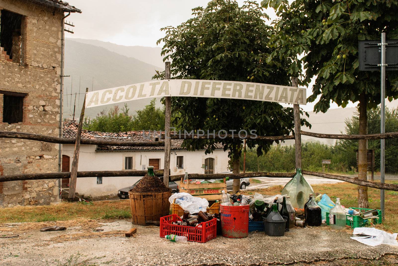 L'Aquila earthquake, trash separation and collection by francescobencivenga
