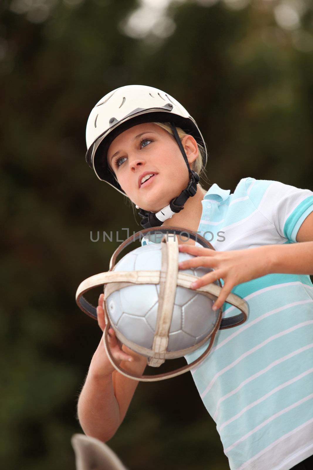 Girl playing Horseball by phovoir