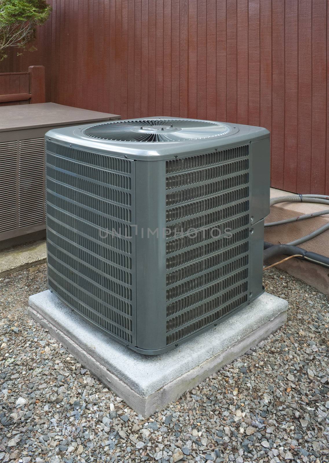 Heat pump and ac unit used to heat and cool a home