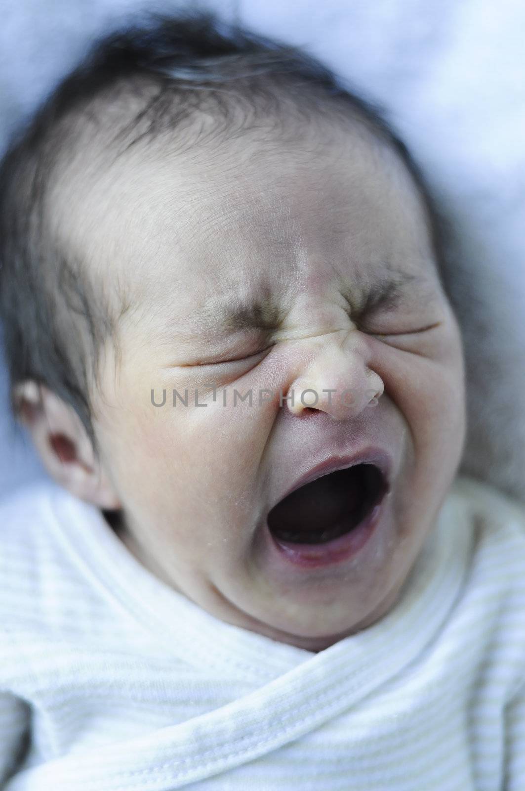newborn baby crying by FernandoCortes