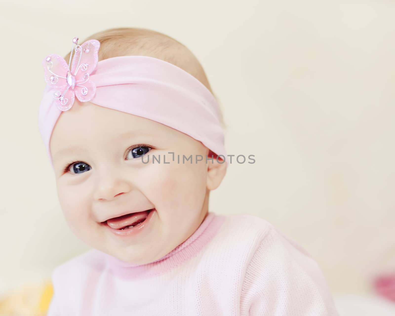 smiling baby girl by Lemuana