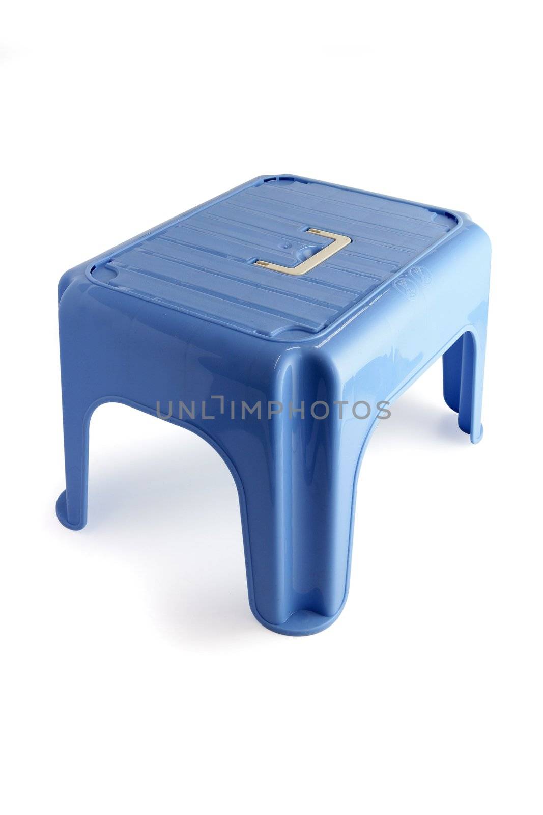 Plastic stool for children by phovoir