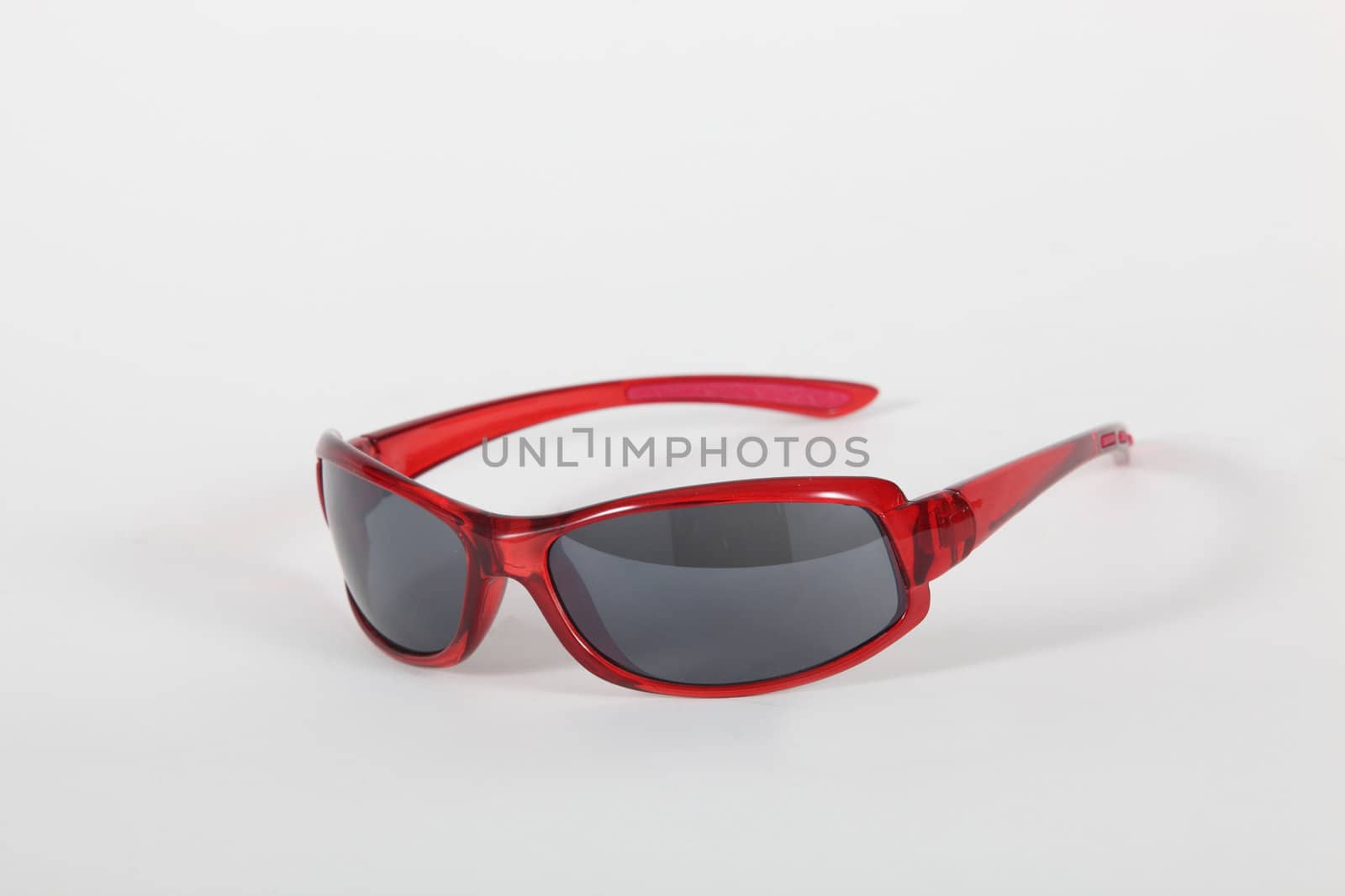 Red sunglasses by phovoir