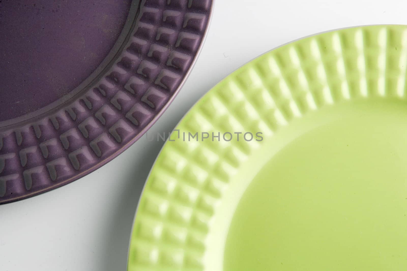purple and green plates