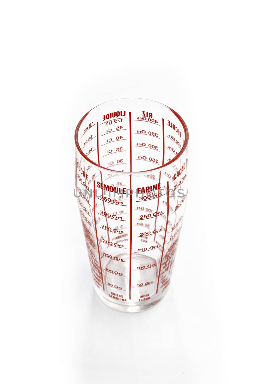Glass measuring jug by phovoir