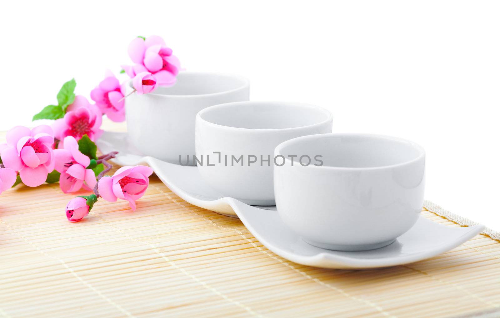 white porcelain bowls for rice by motorolka