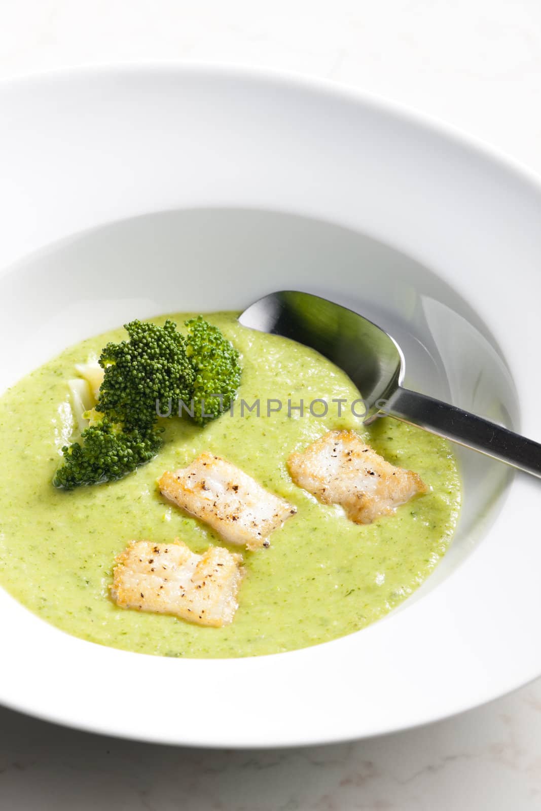 broccoli soup with mackerel by phbcz