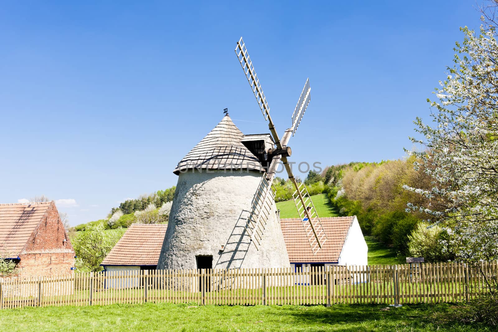windmill, Kuzelov, Czech Republic by phbcz