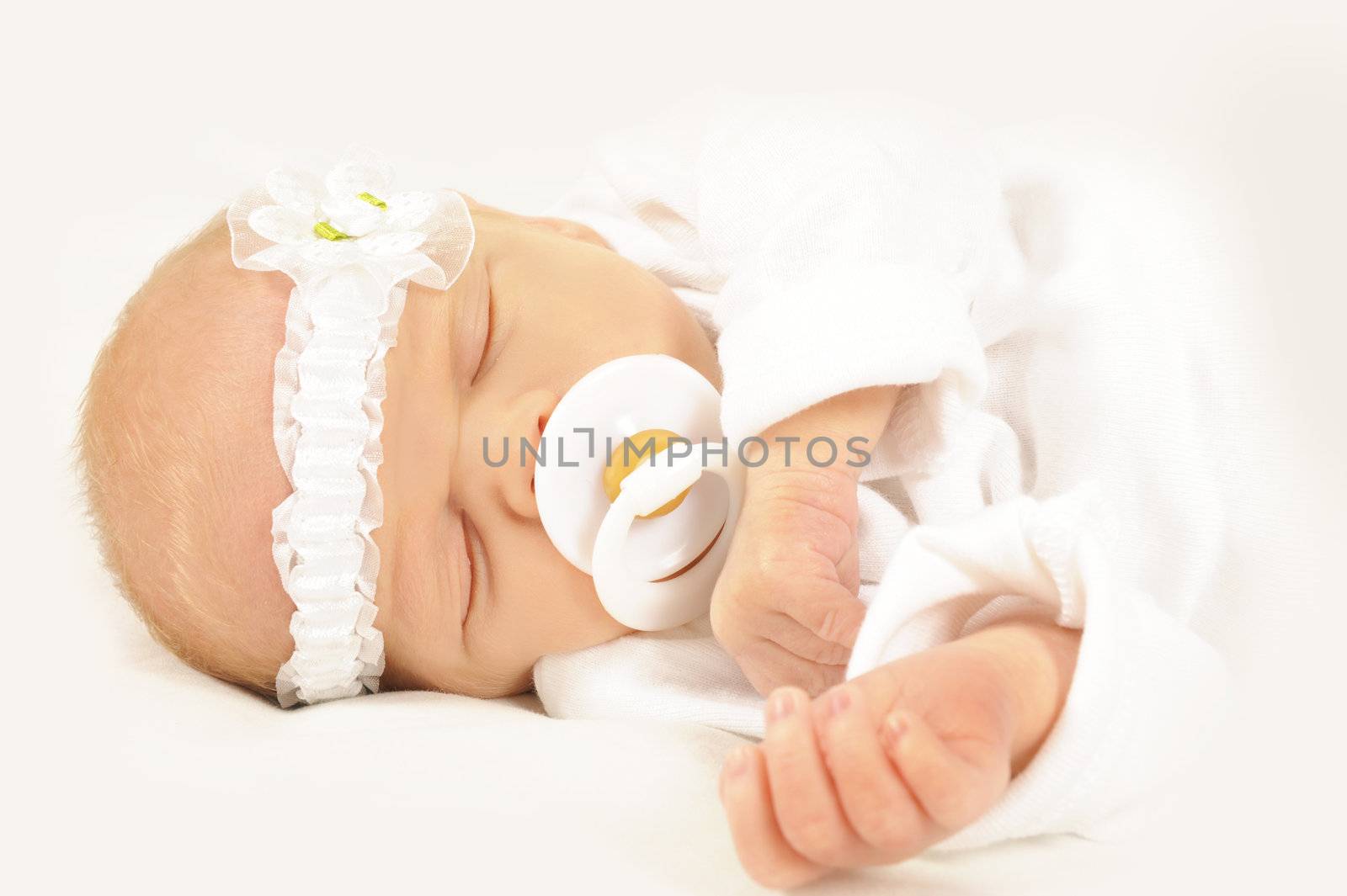 Adorable new born baby with head band by tish1