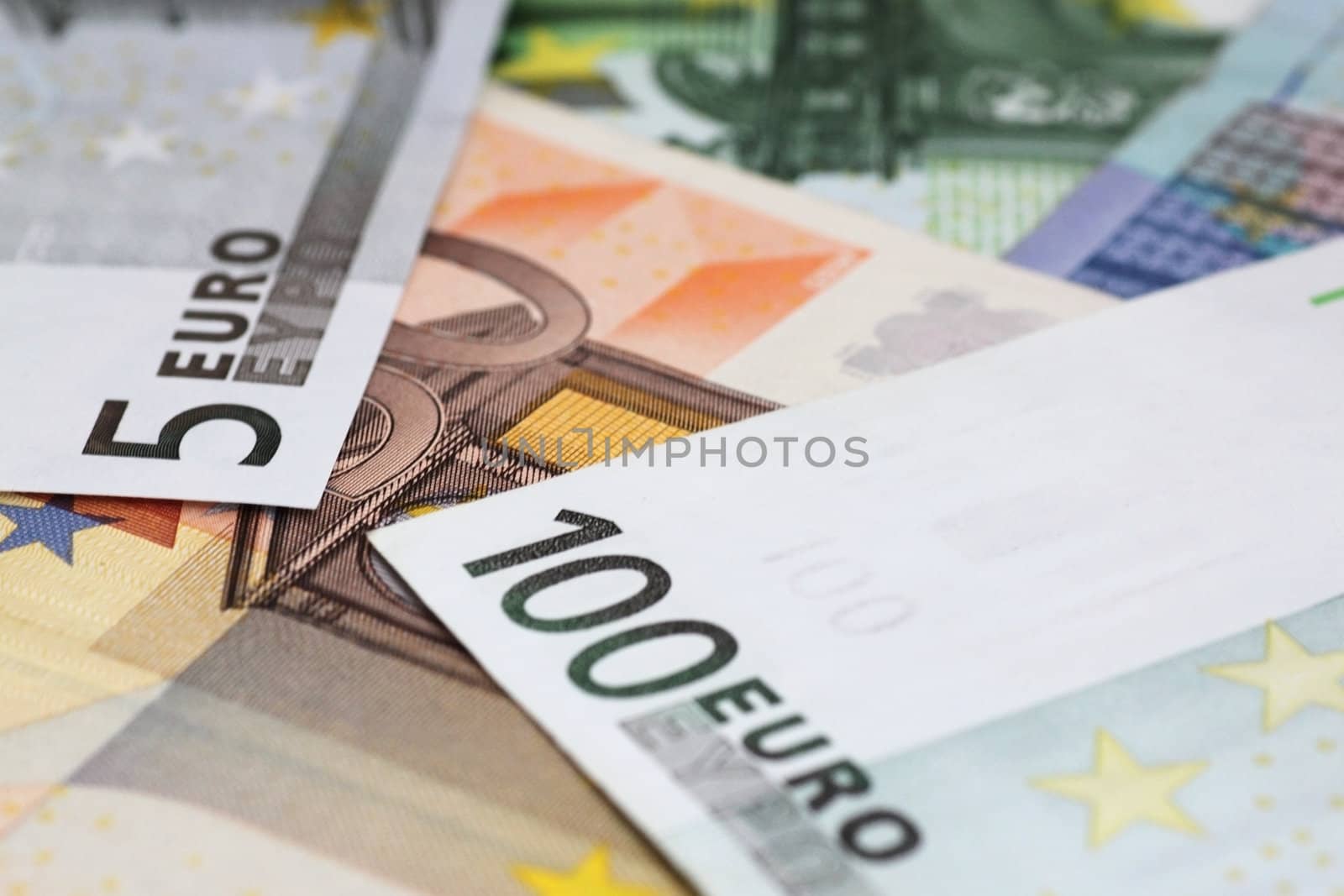 euro by romantiche