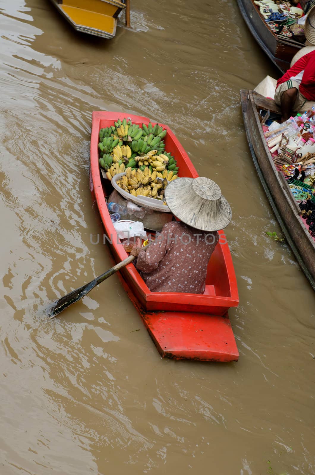 boats in Damnernsaduak floating market Thailand