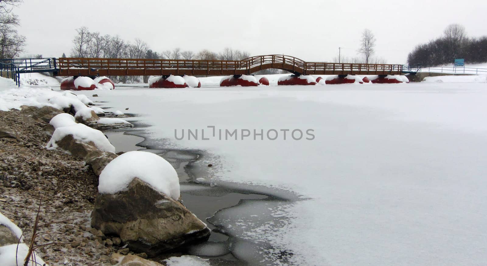 Winter - frozen river by Dona203