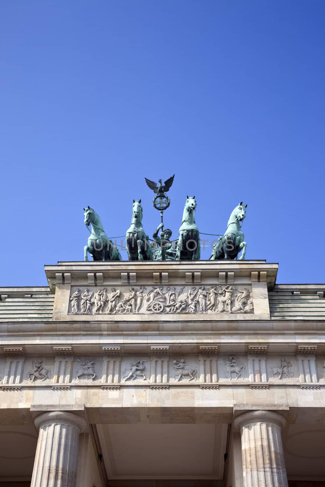 The Brandenburg Gate in Berlin by chrisdorney