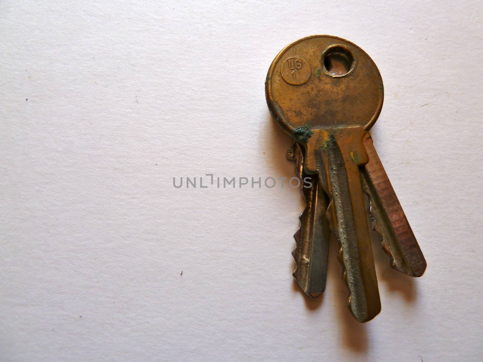 old keys by gazmoi