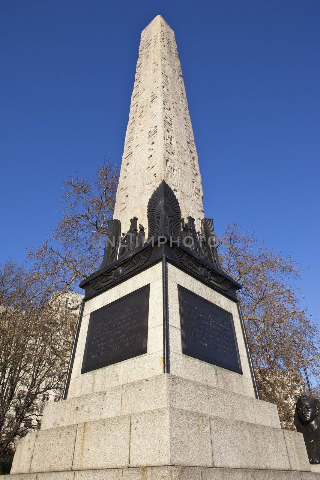 Cleopatra's Needle in London by chrisdorney