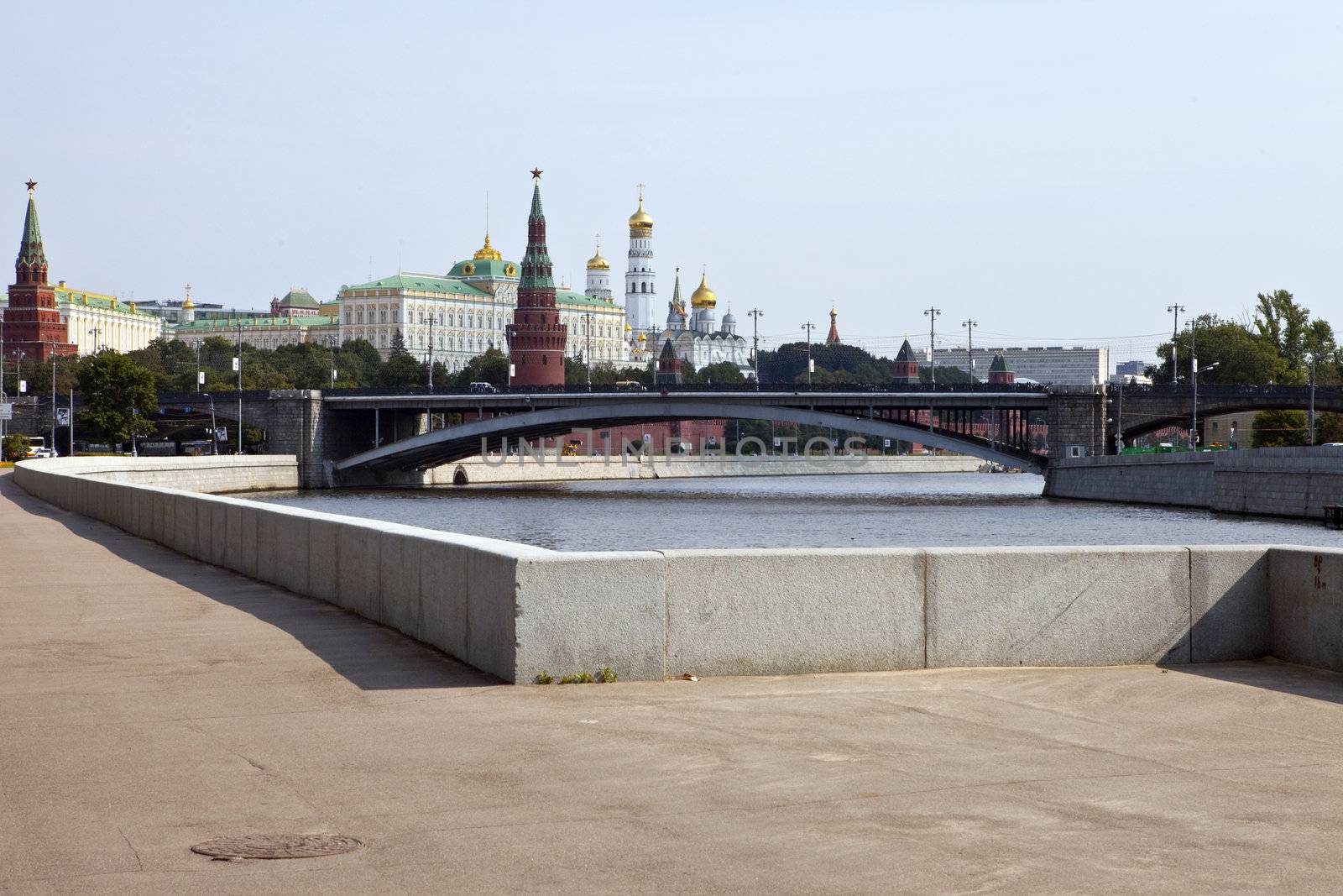 Kremlin and the Moscow River by chrisdorney