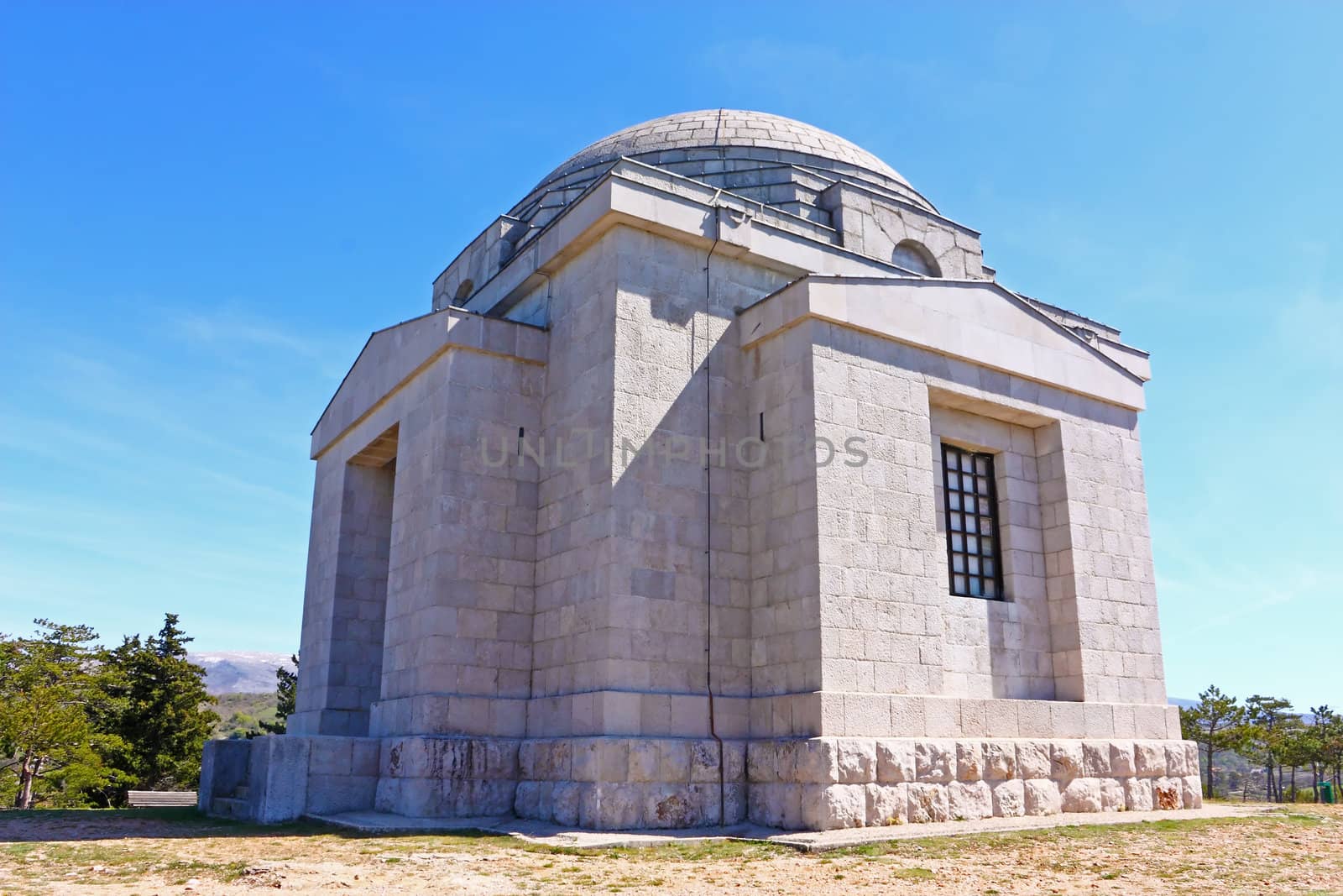 The Most Holy Redeemer Church, Mestrovic family mausoleum made by Ivan Mestrovic