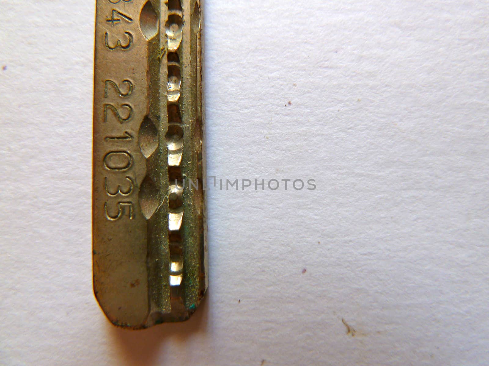 brass key by gazmoi